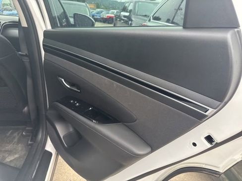 Used 2024 Hyundai Tucson Limited FWD image 37