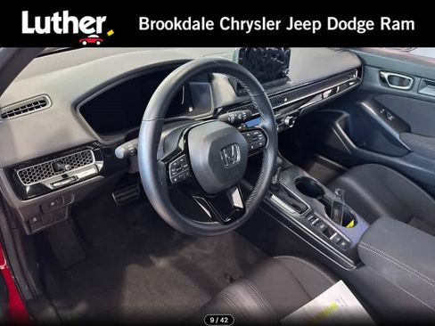 Used 2025 Honda Civic Sport image 1