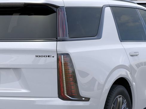New 2026 Cadillac Escalade IQL Sport 1 w/ LPO, ONYX Package AWD/4WD image 12