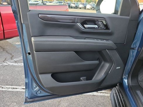 New 2026 GMC Yukon Elevation image 19