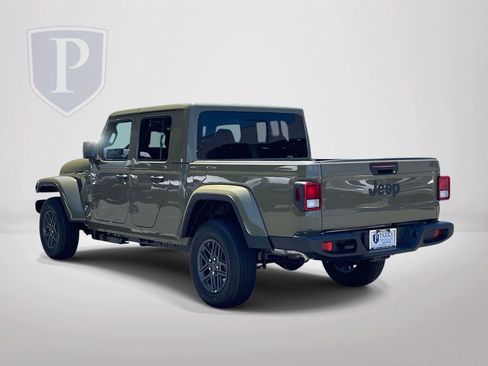 New 2026 Jeep Gladiator Sport AWD/4WD image 6