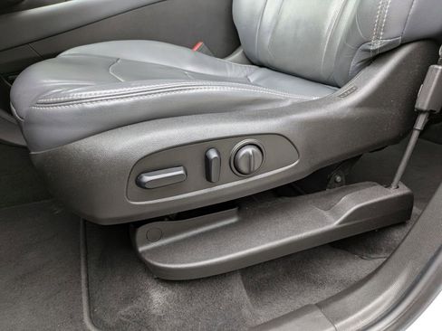 Used 2018 Buick Enclave Premium w/ Trailering Package AWD/4WD image 13