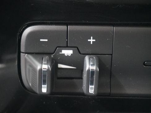 Used 2015 RAM 1500 Sport w/ Convenience Group RWD image 22