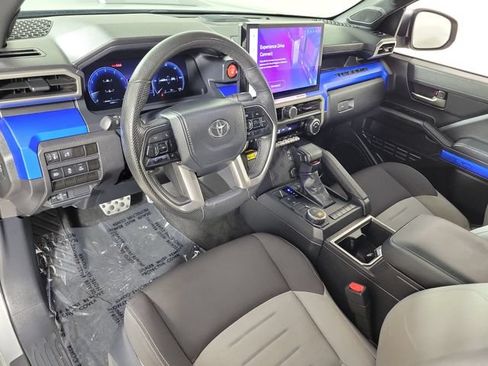 Used 2024 Toyota Tacoma TRD Sport w/ TRD Sport Upgrade Package RWD image 18