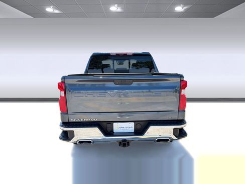 Used 2021 Chevrolet Silverado 1500 LTZ w/ Technology Package AWD/4WD image 10