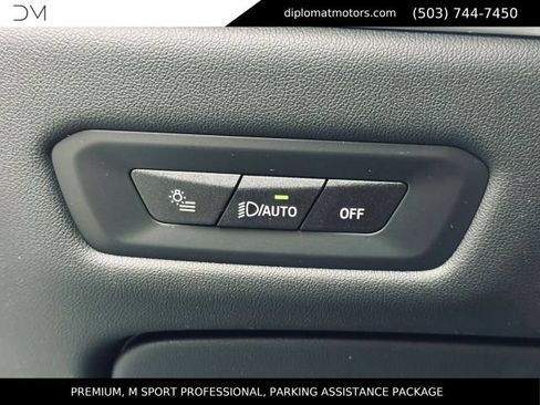 Used 2025 BMW X6 xDrive40i w/ Premium Package AWD/4WD image 34