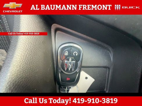 Used 2025 Buick Envista Preferred w/ Convenience I Package image 26