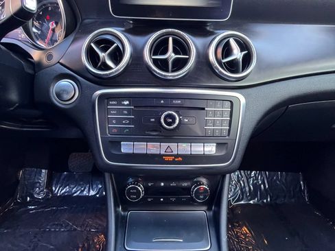 Used 2018 Mercedes-Benz CLA 250 image 16