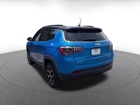 Used 2025 Jeep Compass Limited AWD/4WD image 9