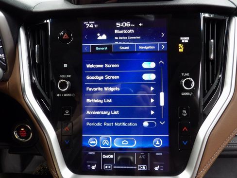 Used 2022 Subaru Outback Touring XT w/ Popular Package #2 image 26