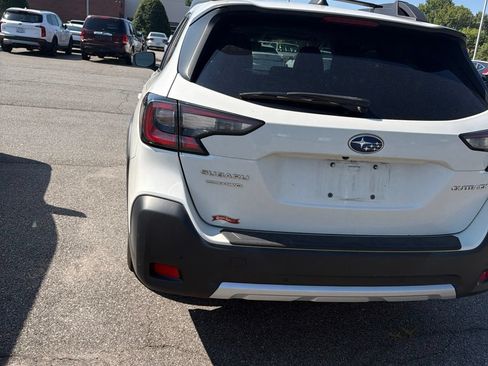 Used 2024 Subaru Outback Limited AWD/4WD image 23