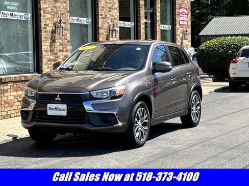Used 2017 Mitsubishi Outlander Sport ES AWD/4WD image 1