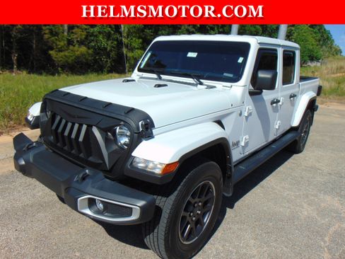 Used 2023 Jeep Gladiator Overland AWD/4WD image 14