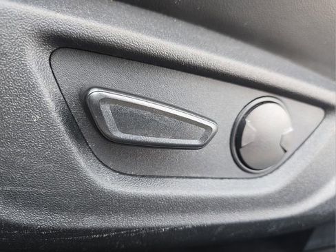 Used 2024 Ford Mustang Premium image 22