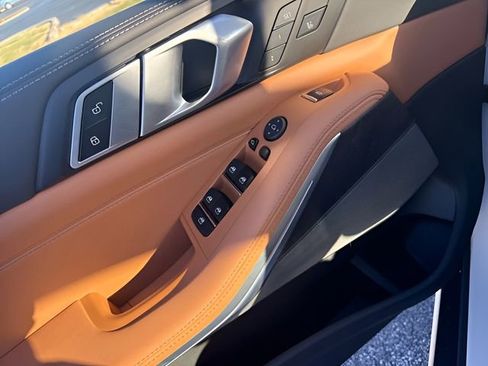 Certified 2025 BMW X5 xDrive40i image 19