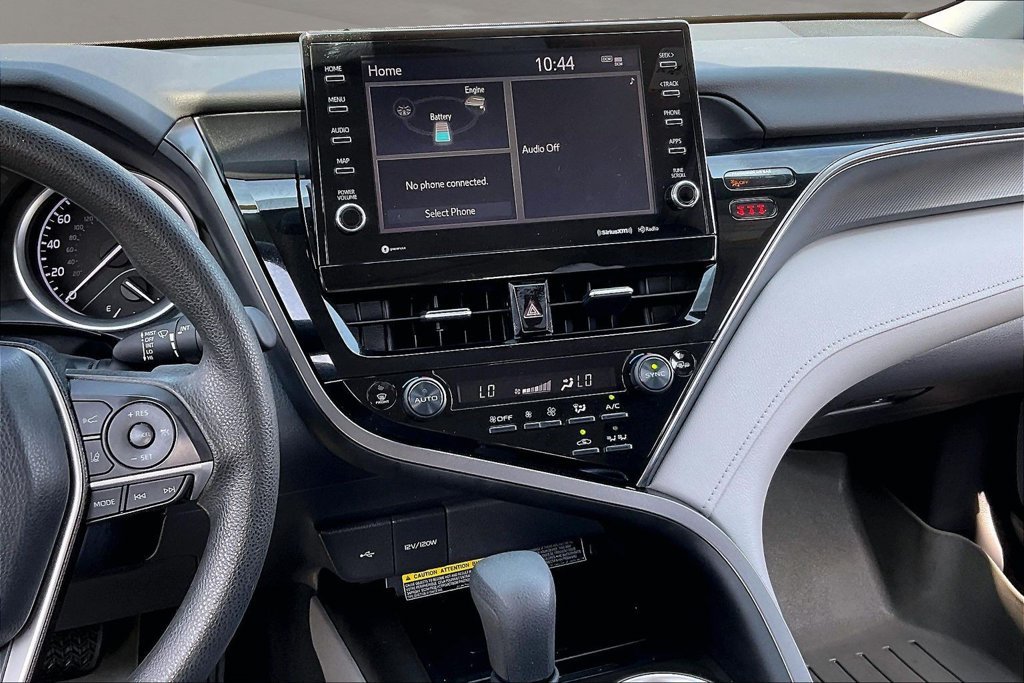 Used 2021 Toyota Camry LE w/ Audio Upgrade Package FWD image 9