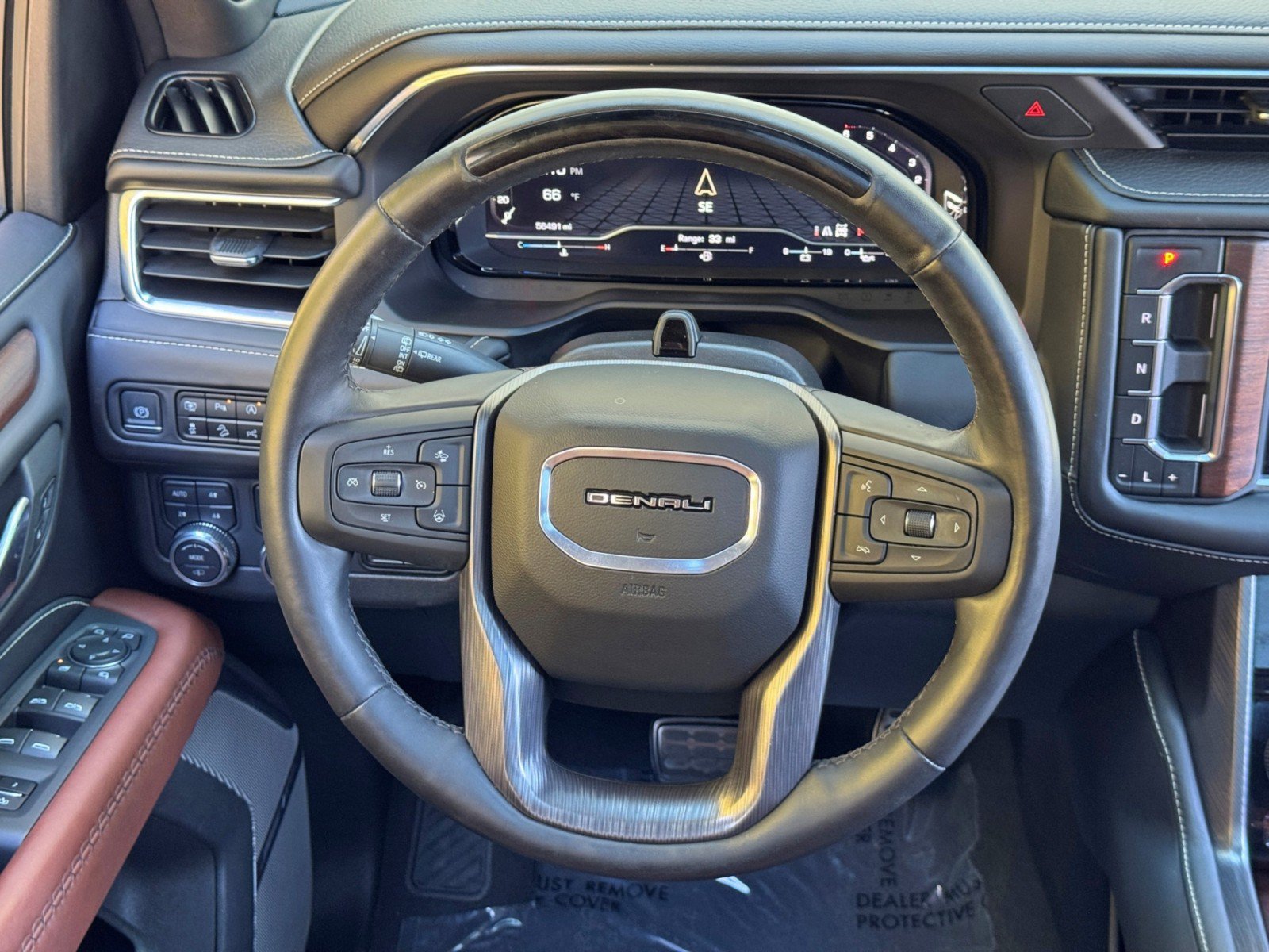 Used 2023 GMC Yukon Denali Ultimate AWD/4WD image 21