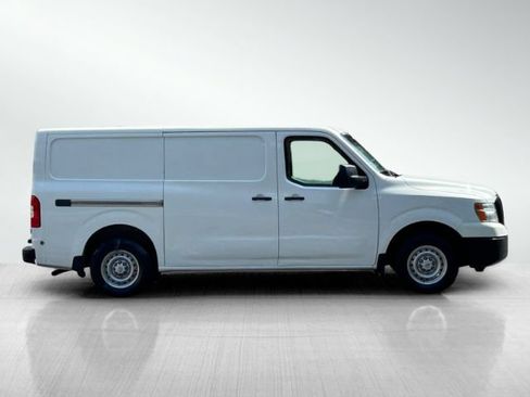 Used 2020 Nissan NV 2500 S RWD image 3