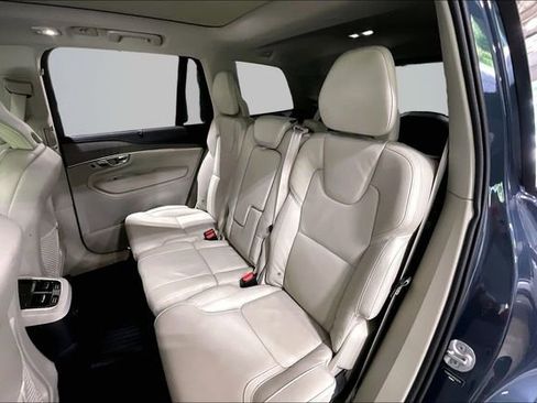 Certified 2024 Volvo XC90 T8 Ultimate w/ Protection Package Premier AWD/4WD image 29