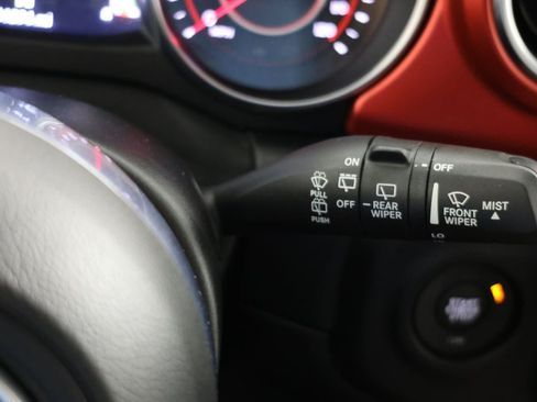 Used 2021 Jeep Wrangler Rubicon AWD/4WD image 26