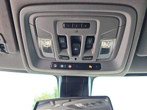 Used 2021 GMC Sierra 1500 Denali w/ Driver Alert Package II AWD/4WD image 25