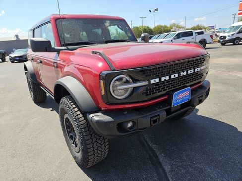 New 2026 Ford Bronco Badlands AWD/4WD image 2