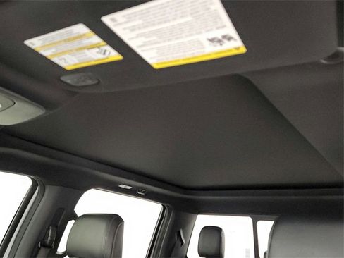 Used 2022 Ford F150 Lariat w/ Equipment Group 502A High image 19