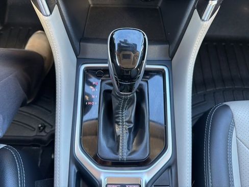 Used 2024 Subaru Forester Limited image 38