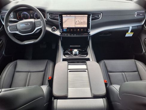 New 2026 Jeep Grand Wagoneer L Limited AWD/4WD image 9