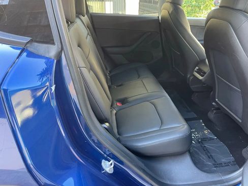 Used 2023 Tesla Model Y 2WD image 13