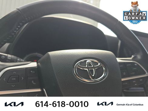 Used 2023 Toyota Highlander LE FWD image 21