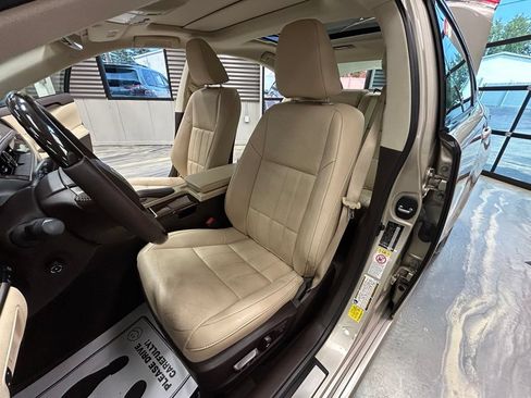 Used 2016 Lexus ES 350 w/ Luxury Package w/Wood Trim FWD image 7