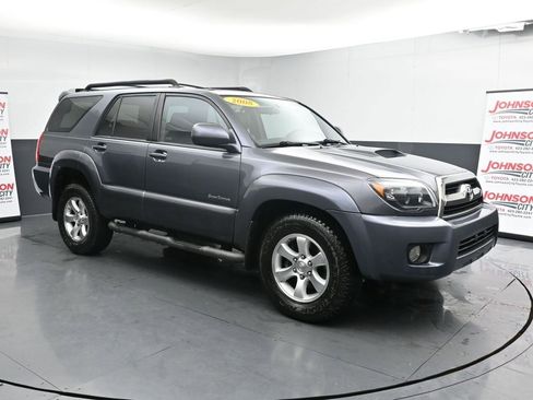 Used 2008 Toyota 4Runner SR5 image 2