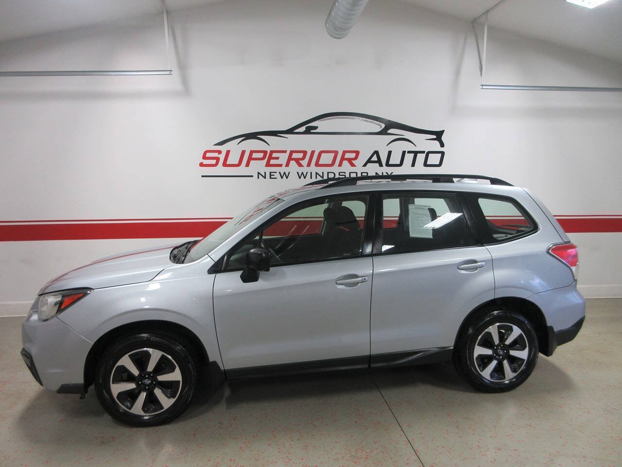 Used 2017 Subaru Forester 2.5i w/ Alloy Wheel Package AWD/4WD image 2