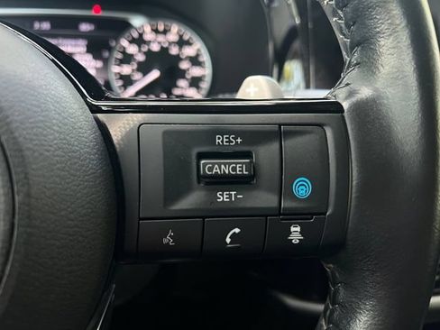 Used 2023 Nissan Pathfinder SL FWD image 24