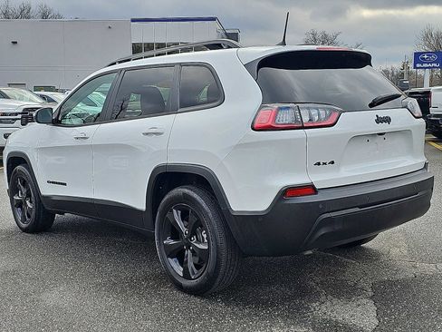 Used 2023 Jeep Cherokee Altitude Lux image 4