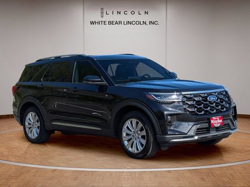 Used 2025 Ford Explorer Platinum w/ LUX Leather Package AWD/4WD image 3