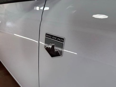 Used 2024 Ford Bronco Big Bend image 10