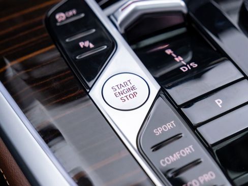 New 2026 BMW X5 xDrive40i w/ Climate Comfort Package image 22