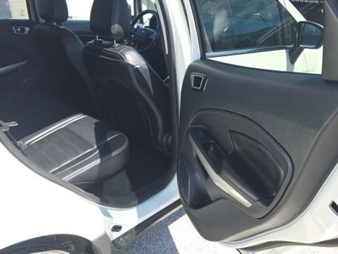 Used 2020 Ford EcoSport Titanium FWD image 26