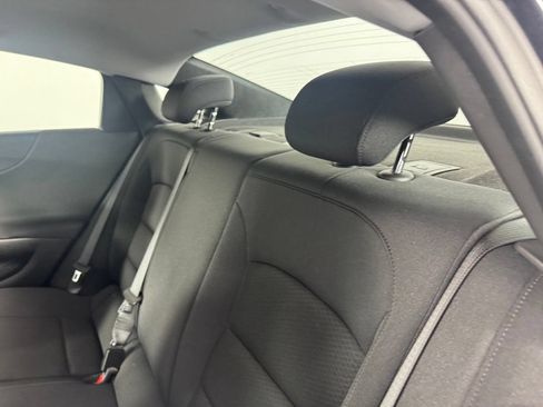 Used 2022 Chevrolet Malibu LS FWD image 11