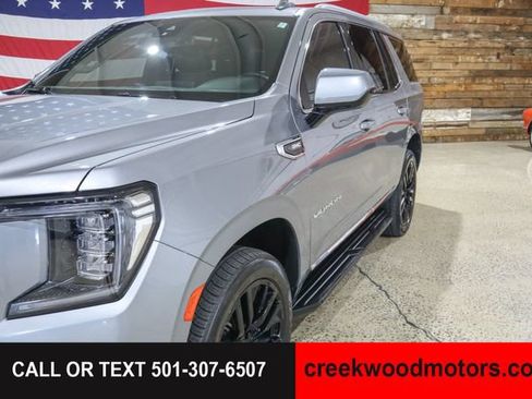Used 2023 GMC Yukon SLT AWD/4WD image 5