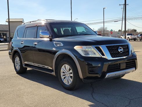 Used 2017 Nissan Armada SV image 6