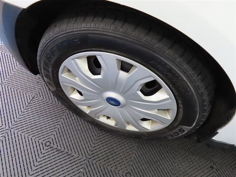 Used 2020 Ford Transit Connect XL image 6