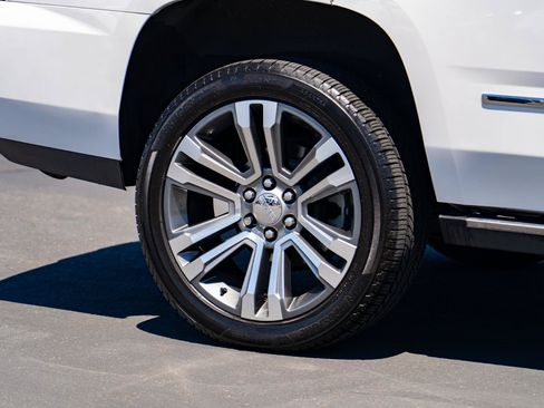 Used 2019 GMC Yukon Denali w/ Denali Ultimate Package AWD/4WD image 9