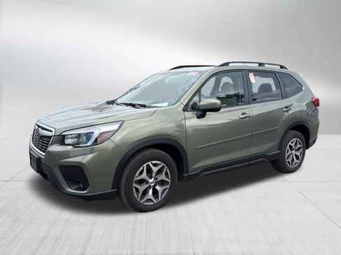 Used 2021 Subaru Forester Premium AWD/4WD image 9