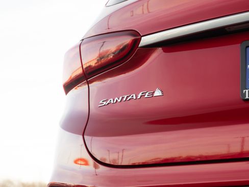 Used 2020 Hyundai Santa Fe SEL image 29