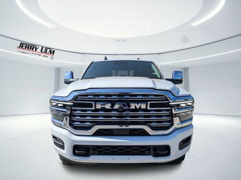 New 2026 RAM 2500 Limited AWD/4WD image 8
