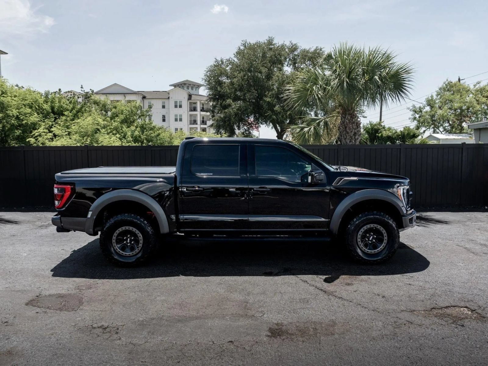 Used 2022 Ford F150 Raptor w/ Equipment Group 801A High AWD/4WD image 26