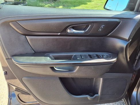 Used 2014 Chevrolet Traverse LT w/ All-Star Edition FWD image 13